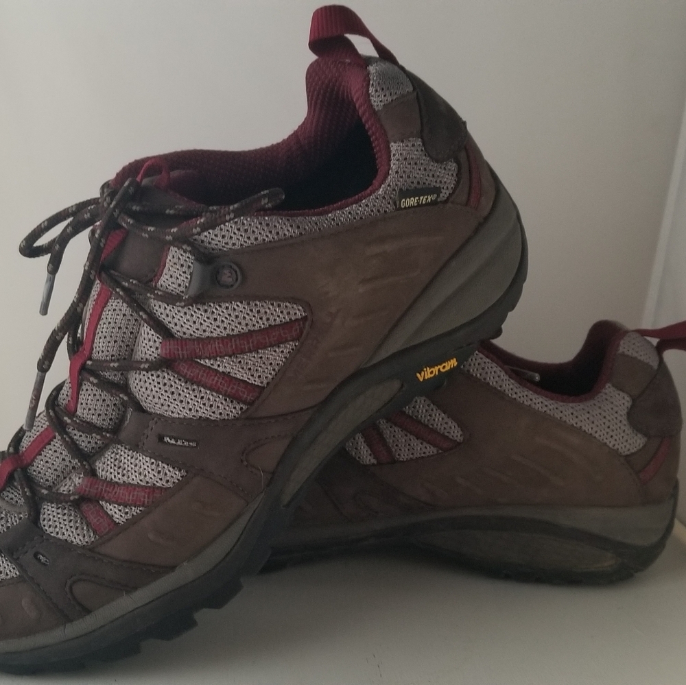 Hiking shoes